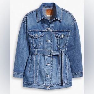 Levi’s Premium Belted Oversized Trucker Jacket